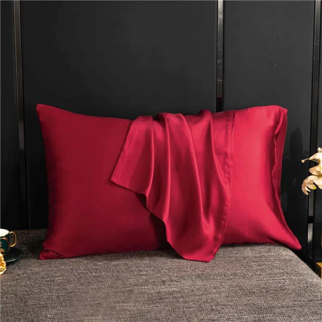 Conjunto de Fronhas LuxSilk Seda 100% Natural Fronha - 0001 YuDome Vermelho 50x70cm 